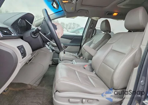 2013 Honda Odyssey Exl z USA, uszkodzony, nr VIN 5FNRL5H67DB056917